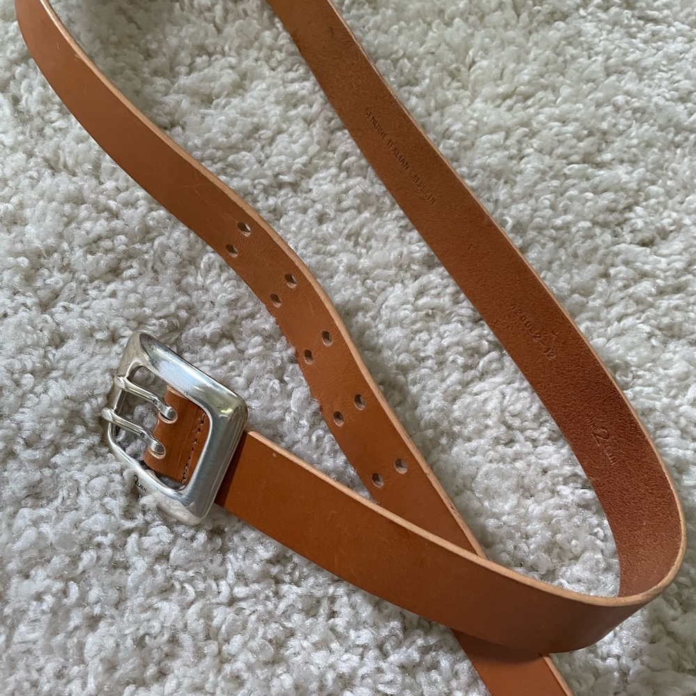 Anne Klein Leather belt. Silver buckle. New without tags. Italian calf skin